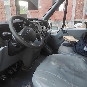 paneler: Ford Transit yük mikroavtobusu – daşınma və tikinti işləri üçün ideal — 4