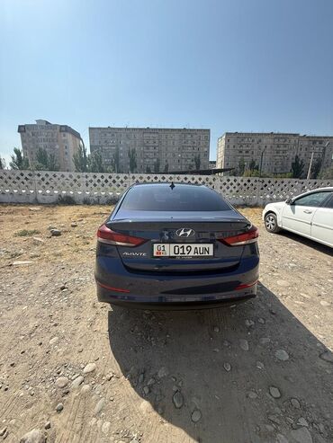 эмблема авто: Hyundai Elantra: 2018 г., 1.6 л, Автомат, Газ, Седан