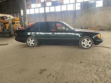 Продажа авто: Mercedes-Benz W124: 1995 г., 2.2 л, Механика, Бензин, Седан — 4
