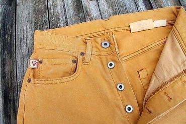 Farmerke: ORIGINAL LEVIS Belgien i RIVET U.S.A. farmerke. Cena za komad ORIGINAL — 9