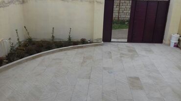 Həyət evləri və villaların satışı: Binəqədi qəs. 3 otaqlı, 90 kv. m, Kredit yoxdur, Yeni təmirli