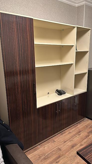 Ofis dəst mebeli: Ofis mebel dəsti - Ofis masası: L‑şəkilli iş masası, tünd qəhvəyi — 4