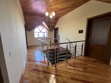 Günlük kirayə evlər: 250 kv. m, 5 otaqlı, Qaz, İşıq, Su — 11