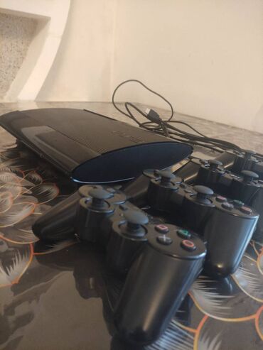 ps vita slim: Salam Aleykum PlayStation 3 super slim 500 GB yaddaş İki zaryatka