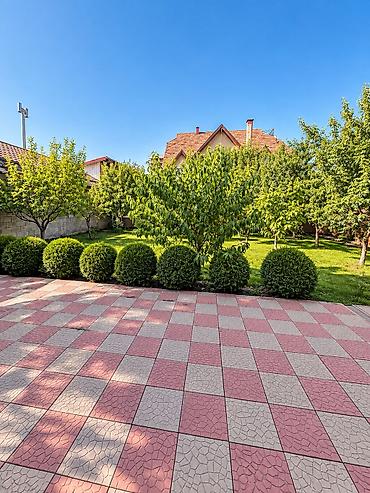 Долгосрочная аренда домов: 300 м², 6 комнат и более — 26