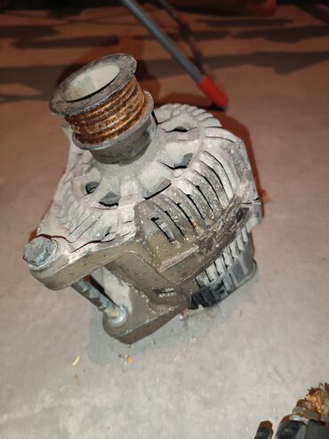 Дроссельные заслонки: Дроссельная заслонка BMW 1998 г., Б/у, Оригинал, Германия — 1