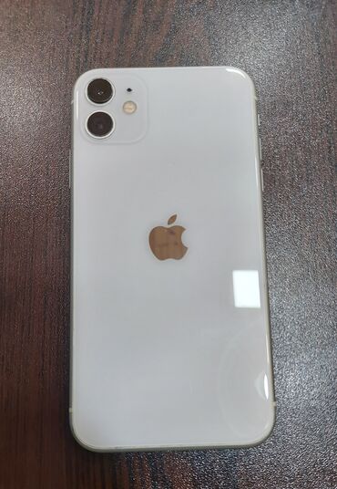 Apple iPhone: IPhone 11, 32 GB, Ağ, Face ID