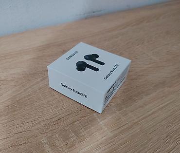 akustična bas gitara sa zvučnikom: Na prodaju Samsung Galaxy Buds3 FE bluetooth slušalice. Nove — 2