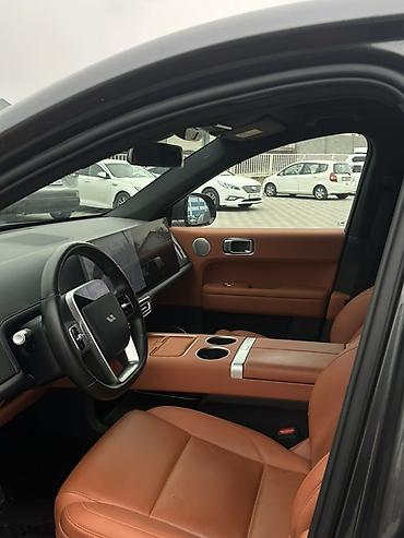 Другие автомобили: Представляем внедорожник Li Auto Li L6 в темно-сером цвете. Этот — 6