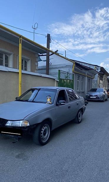 small car: Daewoo Nexia: 1998 г., 1.5 л, Механика, Бензин, Седан — 6