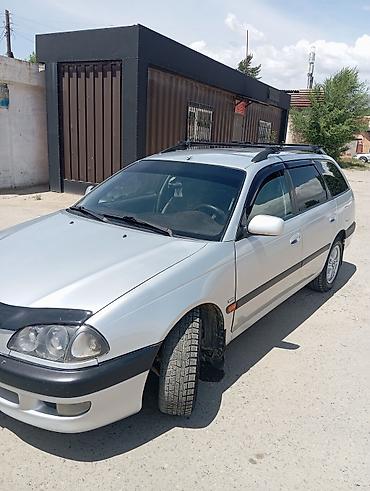 домик авто: Toyota Avensis: 1999 г., 2 л, Механика, Бензин, Универсал — 2