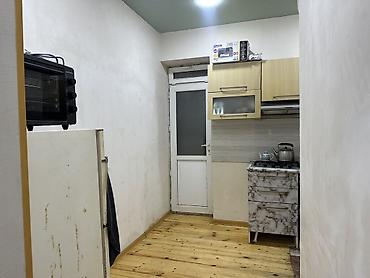 Mətbəx mebeli: Kirov payolkada 2 otaq 1 quxniazadliq metrosu ve dayacaqa yaxin erzide — 2