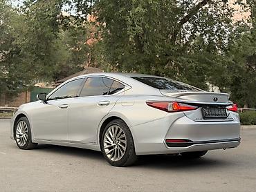 lexus es 300h 2018: Lexus ES: 2018 г., 2.5 л, Вариатор, Гибрид, Седан — 3