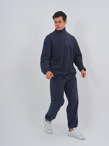 Спортивные костюмы: Мужской спортивный костюм, однотонный черный. + - Комплект: свитшот — 17