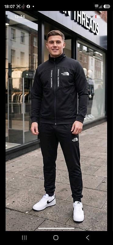Trenerke: Muške trenerke 
S m l xl 2xl 
4999 din — 13