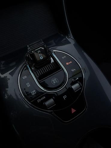 cl 63 2010: BYD E2: 2025 г., Автомат, Электромобиль, Хэтчбэк — 8