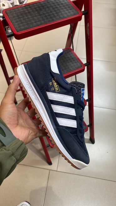 обувь оптом дордой: Кроссовкалар, 40.5, 41, 42, Adidas, Жаңы, түсү - Көк, Акылуу жеткирүү
