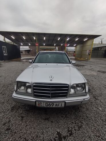 Продажа авто: Mercedes-Benz 220: 1995 г., 2.2 л, Автомат, Бензин, Универсал