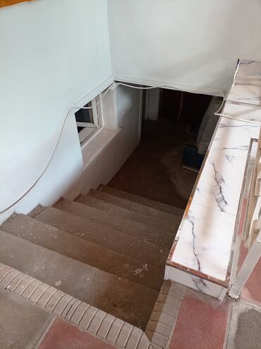 Köhnə tikili: Gəncə, 4 otaqlı, Köhnə tikili, 180 kv. m -da lalafo.az — 19 Köhnə tikili: Gəncə, 4 otaqlı, Köhnə tikili, 180 kv. m — 19