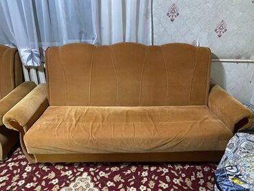 ищу мебель: Диван-кровать, цвет - Оранжевый, Б/у