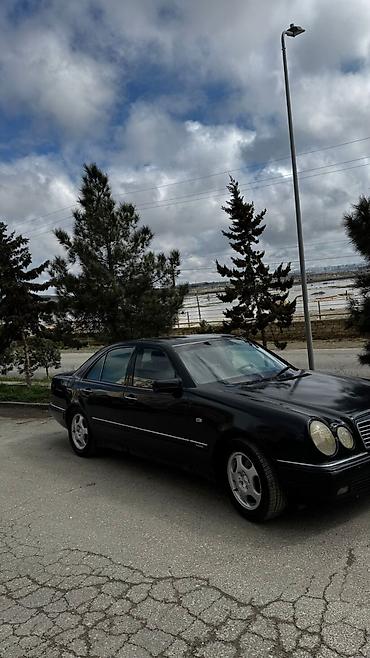 w210 oturacaqlar: Mercedes-Benz E-Class: 2.4 l | 1998 il Sedan — 1