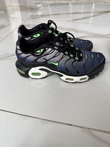 air max tn: Мужские кроссовки, 37.5, Nike, Б/у, цвет - Серый, Самовывоз — 1