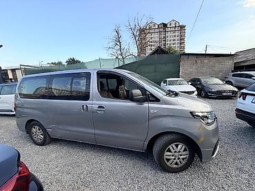 удлинённая: Hyundai Starex: 2020 г., 2.5 л, Типтроник, Дизель, Минивэн — 2