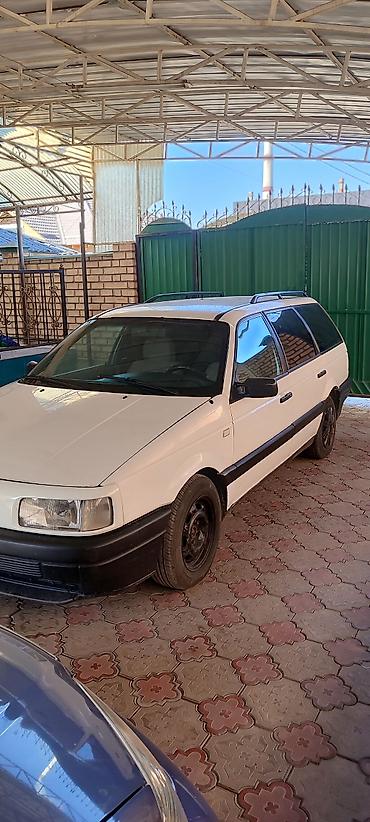 Продажа авто: Volkswagen Passat: 1992 г., 1.8 л, Механика, Бензин, Универсал — 2