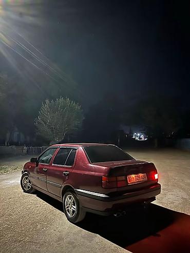 голф вента: Volkswagen Vento: 1993 г., 1.8 л, Механика, Бензин, Седан — 4