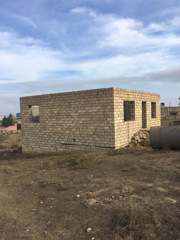 Həyət evləri və villaların satışı: Müşfiqabad 4 otaqlı, 200 kv. m, Kredit yoxdur, Təmirsiz