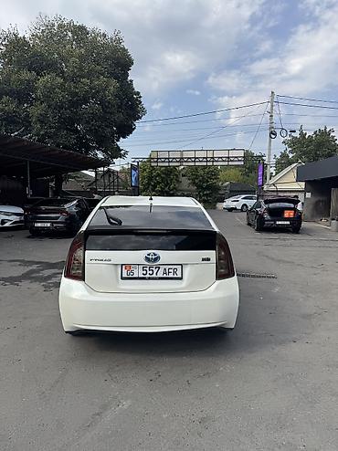 тойота приус 2013: Toyota Prius: 2013 г., 1.8 л, Вариатор, Гибрид, Лифтбек — 3