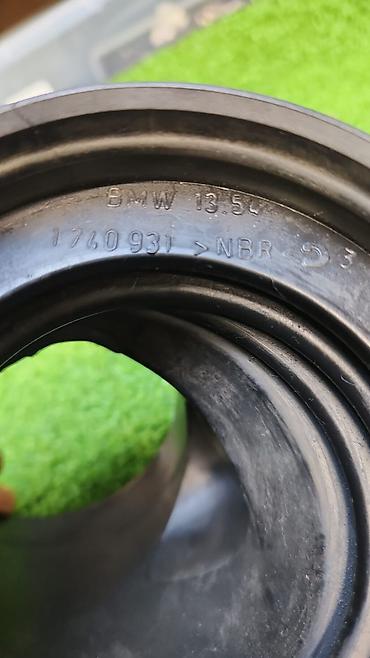 Другие автозапчасти: Гофрированный кожух Е38 е39 м52ту 13 51 1 —-740 931 Год 1999 В — 4