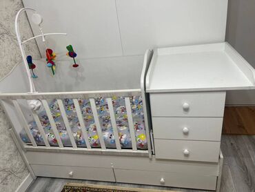 детская кровать компьютерный стол: Продаю детскую кровать-трансформер 3 в 1 (Кровать, парта, тумба)