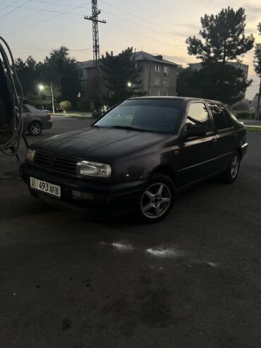 volkswagen b6: Volkswagen Vento: 1992 г., 1.8 л, Механика, Бензин, Седан