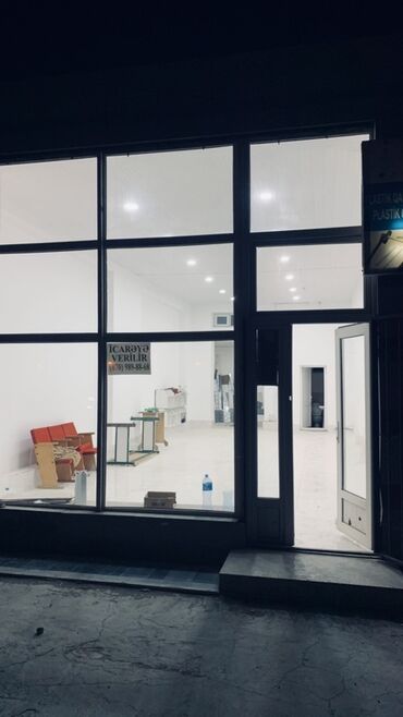 Mərmər: Fərqli ölçülərdə və çalarlarda mövcud olan mərmər plitələr müxtəlif — 13