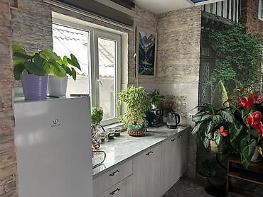 Продажа коттеджей и домов: Продается дом! Материал: кирпич Год постройки: 1976 Кол-во комнат: 5 — 7