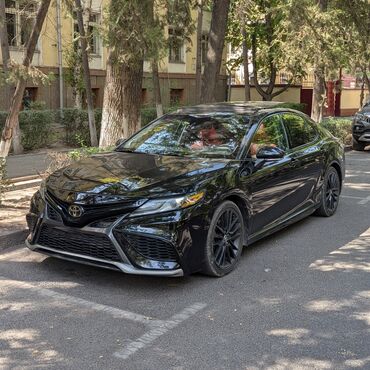 Toyota: Toyota Camry: 2020 г., 2.5 л, Автомат, Бензин, Седан