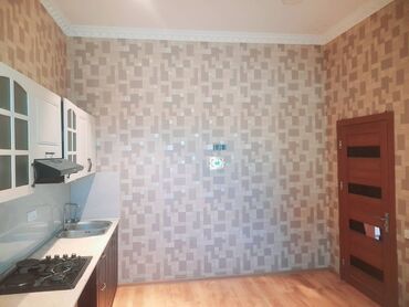 Həyət evləri və villaların satışı: 300 kv ev ikidasli tikili. Qaz su isiq daimi. Avtobus dayanacaginin — 6