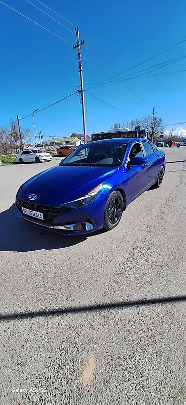 sonata 2025: Hyundai Elantra: 2023 г., Гибрид, Седан — 5