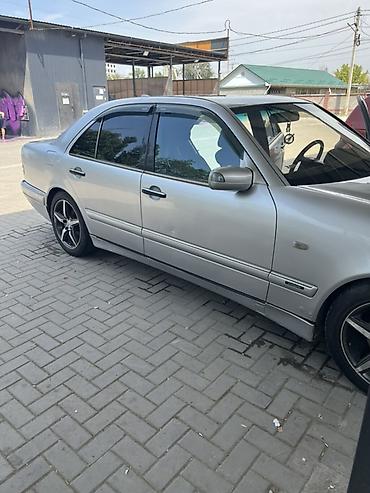 Mercedes-Benz: Mercedes-Benz E-Class: 1998 г., 4.3 л, Автомат, Газ, Седан — 3