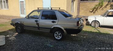 Volkswagen: Volkswagen Jetta: 1988 г., 1.8 л, Механика, Бензин, Седан — 3