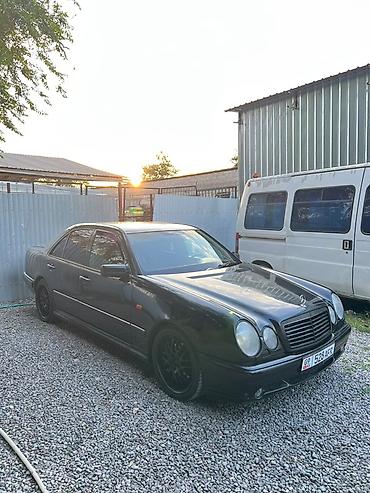 x class: Mercedes-Benz E-Class: 1996 г., 3.2 л, Автомат, Бензин, Седан — 4