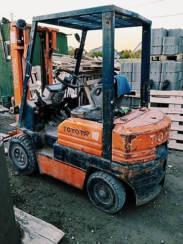 g2 master: Погрузчик, Toyota, Колесный, Вилочный — 1