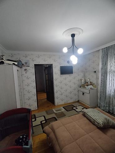 Həyət evləri və villaların satışı: 3 otaqlı, 2 kv. m, Kredit yoxdur, Orta təmir — 8