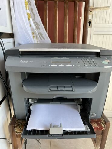 lavaş bişirən aparat: TƏCİLİ hərşeyi işlək vəziyyətdədir Karteci Dolu üstünde A4 kağız
