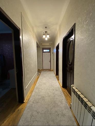 продажа зеркал: 3 комнаты, 100 м², Средний ремонт — 4