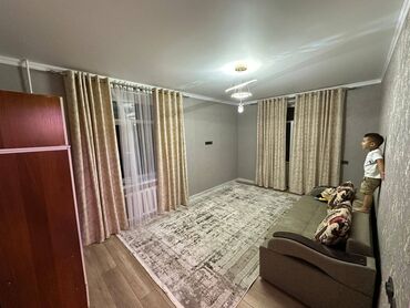 Продажа квартир: 1 комната, 36 м², Сталинка, 3 этаж, Старый ремонт