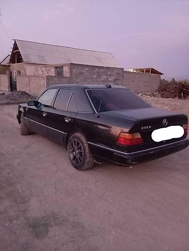220000: Mercedes-Benz W124: 1992 г., 2.3 л, Механика, Газ, Седан — 6