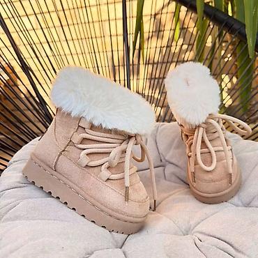 ruzna deca: Ugg dečije čizmice NOVO Novo Brojevi 25 do 36 fb Moja Kupovina 1 — 4