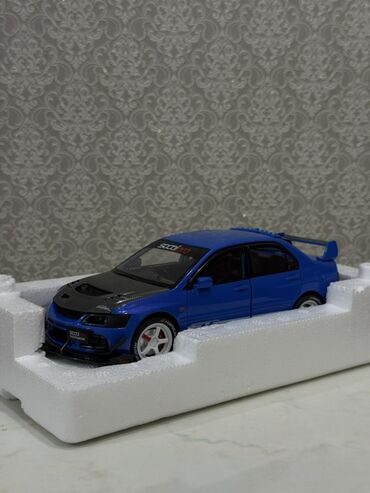 Avtomobil modelləri: Mashin modelı – Mitsubishi Lancer Evolution (tuningli) maketi - — 2